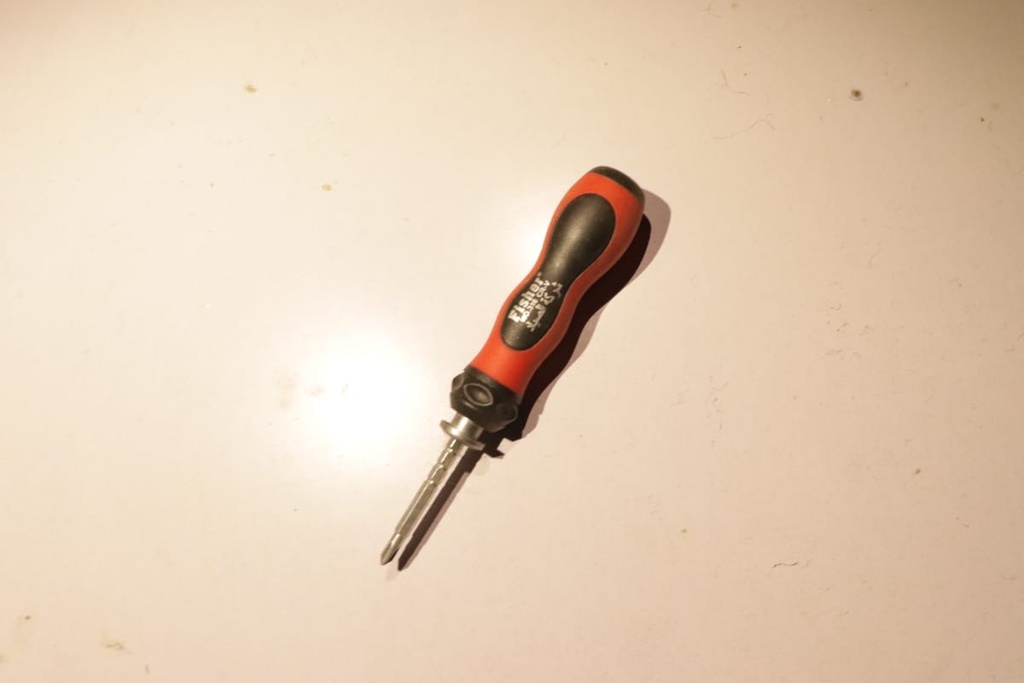 Screw Driver