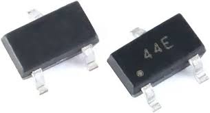 A3144 Hall Effect sensor 44E SMD SOT-23